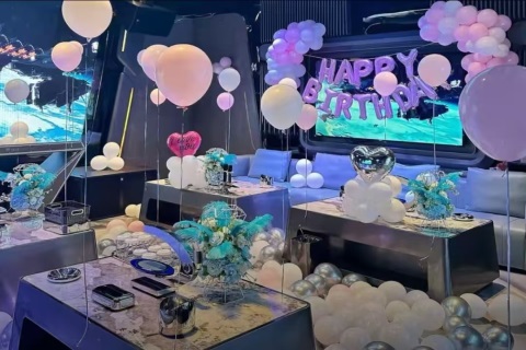 蓉城KTV诚聘女营销 专车住宿日结酬劳